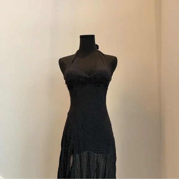 Sheer halter neck dress - Picture 8 of 11